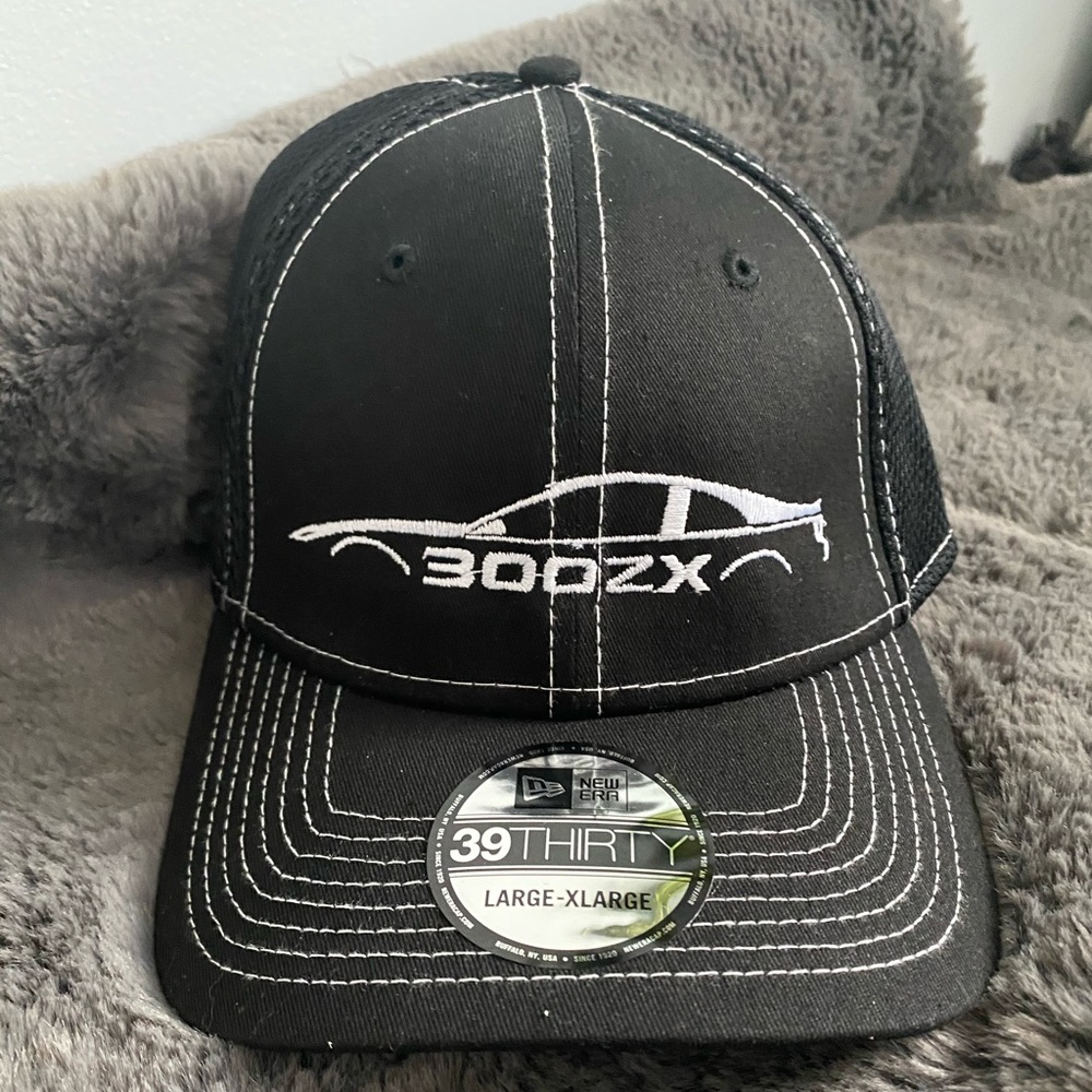 Men’s 300zx mesh back Hat